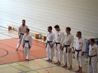 Unser alljährlicher Torii Kids Cup I stand diesen Freitag, den 24. März wieder vor der Tür. Diesmal duellierten sich unsere kleinen Torii-Kämpfer mit denen vom Dojo Nitta. Im Vorfeld wurde schon bei einer gemeinsamen Trainingseinheit miteinander trainiert und nun stand der direkte Vergleich an. In den Kategorien Kata und Kumite sowie Fitness bei unseren Bärchen, wurden die Besten untereinander bestimmt und letztlich auch mit einem Platz auf dem Podest belohnt. Oss Sandra.