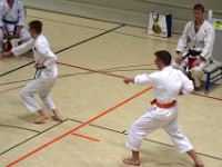 Unser alljährlicher Torii Kids Cup I stand diesen Freitag, den 24. März wieder vor der Tür. Diesmal duellierten sich unsere kleinen Torii-Kämpfer mit denen vom Dojo Nitta. Im Vorfeld wurde schon bei einer gemeinsamen Trainingseinheit miteinander trainiert und nun stand der direkte Vergleich an. In den Kategorien Kata und Kumite sowie Fitness bei unseren Bärchen, wurden die Besten untereinander bestimmt und letztlich auch mit einem Platz auf dem Podest belohnt. Oss Sandra.
