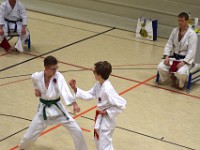 Unser alljährlicher Torii Kids Cup I stand diesen Freitag, den 24. März wieder vor der Tür. Diesmal duellierten sich unsere kleinen Torii-Kämpfer mit denen vom Dojo Nitta. Im Vorfeld wurde schon bei einer gemeinsamen Trainingseinheit miteinander trainiert und nun stand der direkte Vergleich an. In den Kategorien Kata und Kumite sowie Fitness bei unseren Bärchen, wurden die Besten untereinander bestimmt und letztlich auch mit einem Platz auf dem Podest belohnt. Oss Sandra.